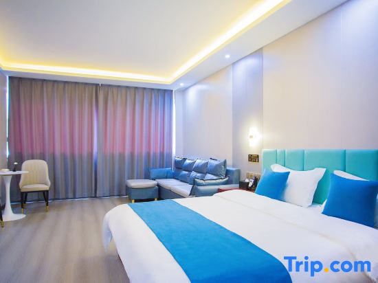 Linan Light Luxury Homestay (Wuhu Anshida)