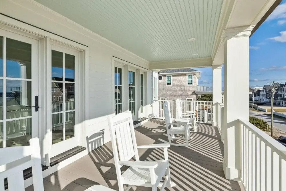 Sea Pearl 5 Bedroom Home by RedAwning