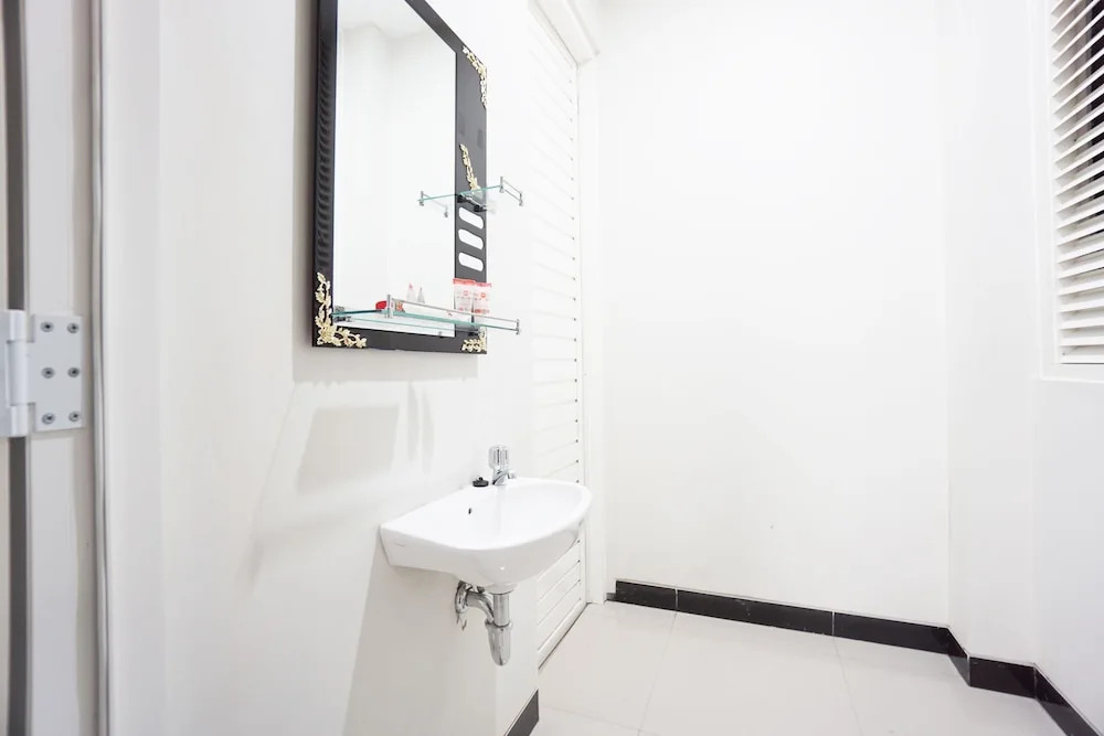 Felizcha House by Oyo Rooms