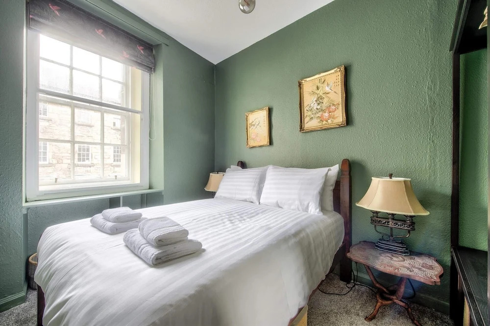 Tara House - Cosy zero-waste flat near Edinburgh Old Town and the Meadows