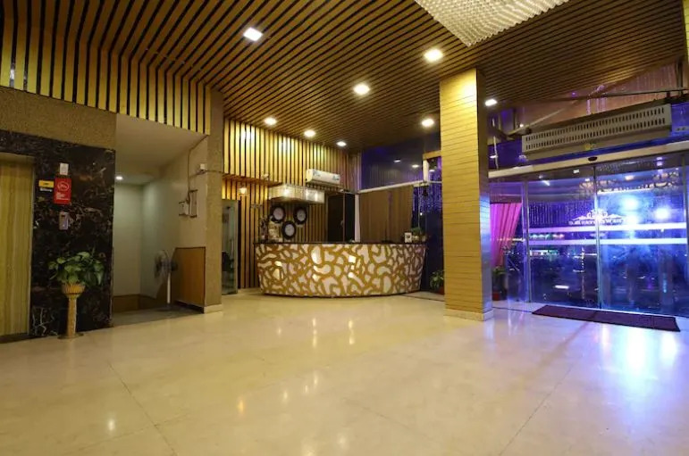 The Golden Oyster Hotel