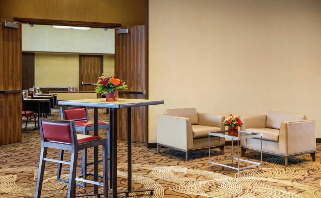 Courtyard by Marriott Calgary Airport
