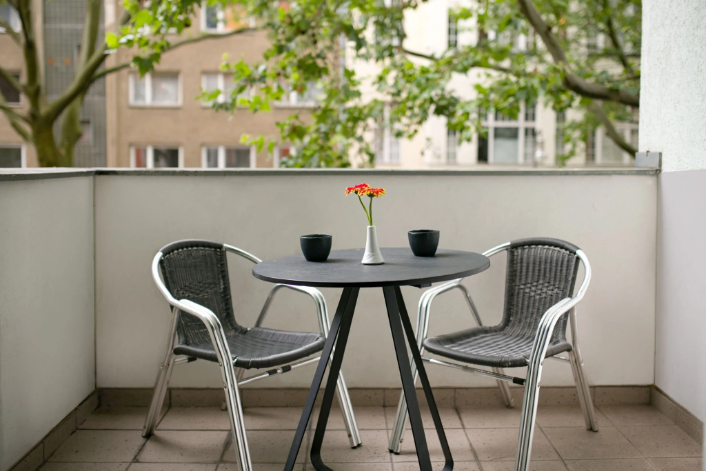 Номер 210, Artim Hotel, Berlin