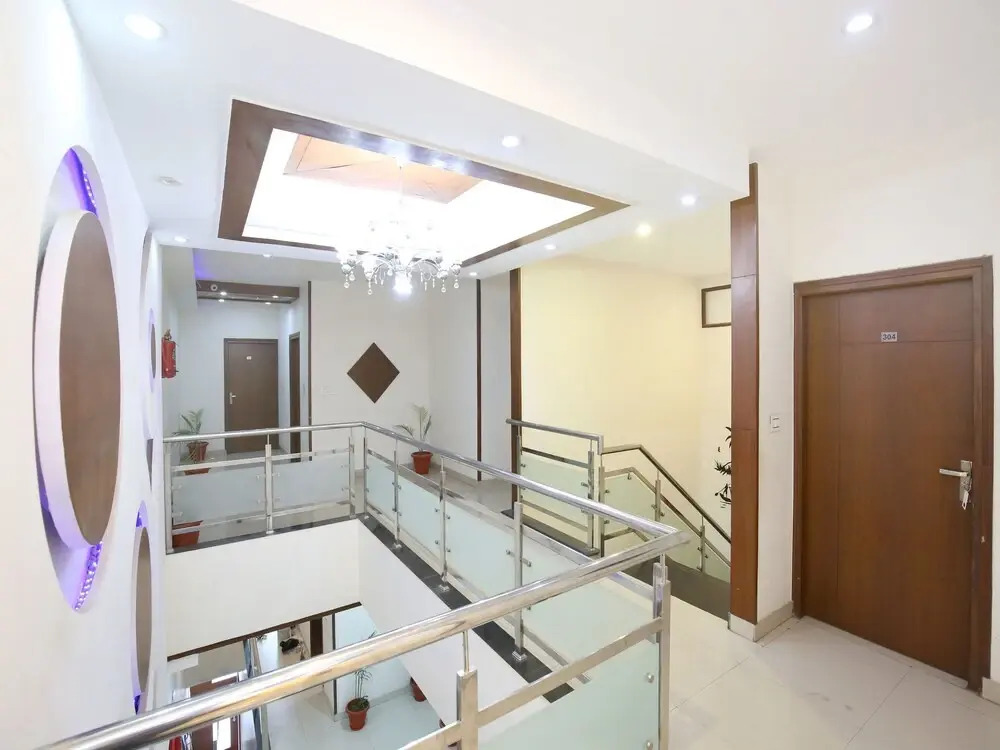 Hotel At Inn