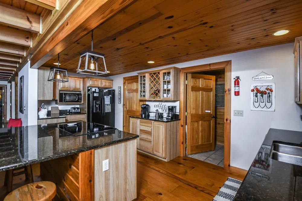 Peak of Perfection 5 Bedroom House