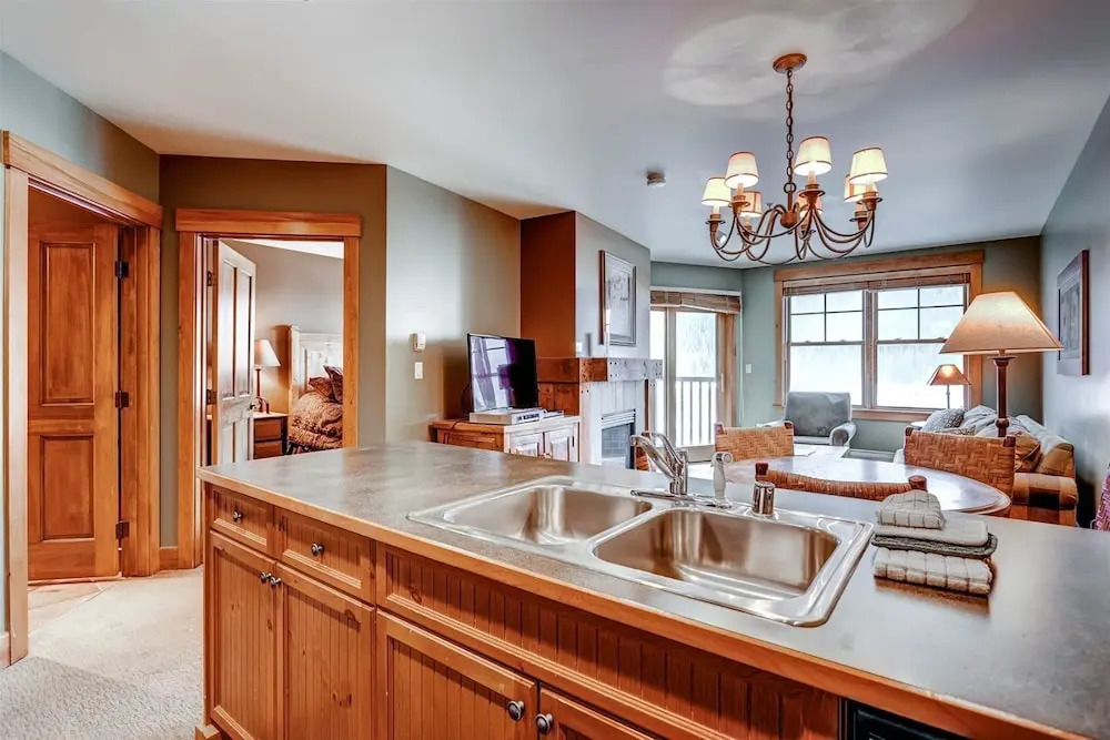 1 Bedroom Springs Condo In River Run Village Just 75 Yards From The River Run Gondola