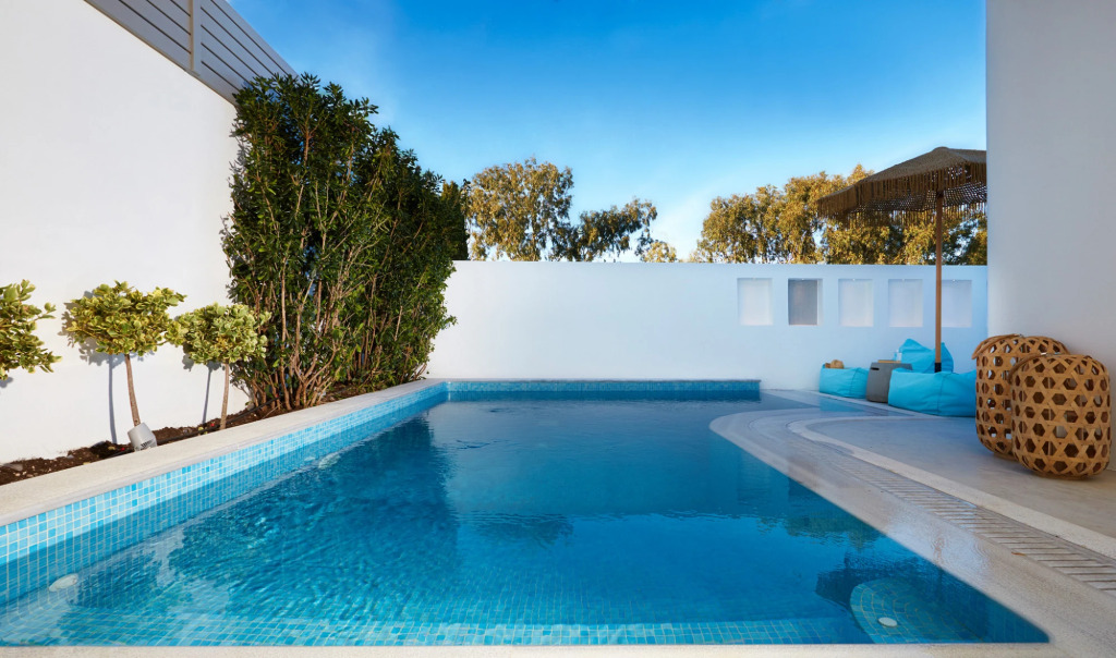 2 Bedroom Eolia Kamari Villa 100m2 with Private Heated Pool
