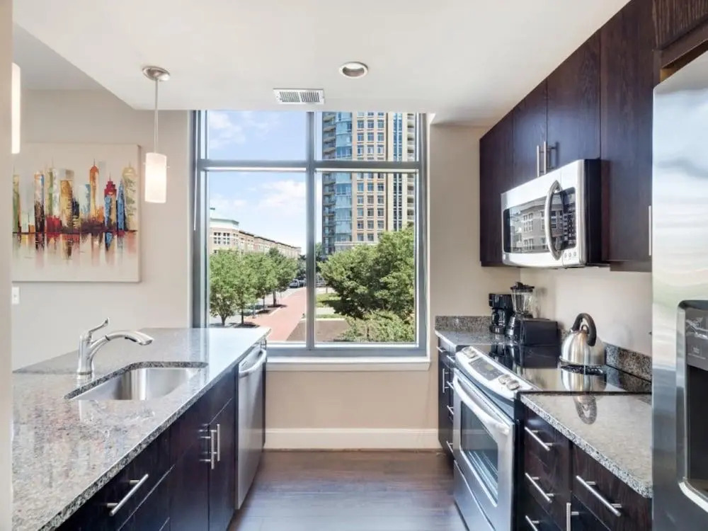 Global Luxury Suites at Town Center