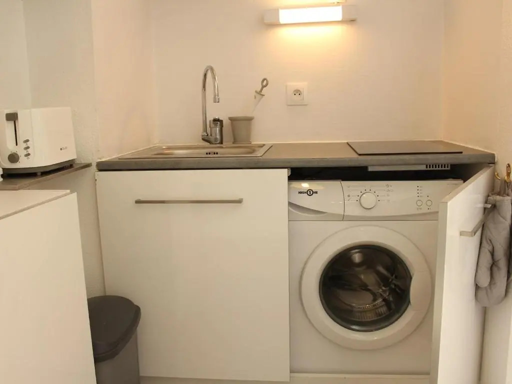 Appartement Gruissan, 2 Pièces, 4 Personnes - Fr-1-229-764