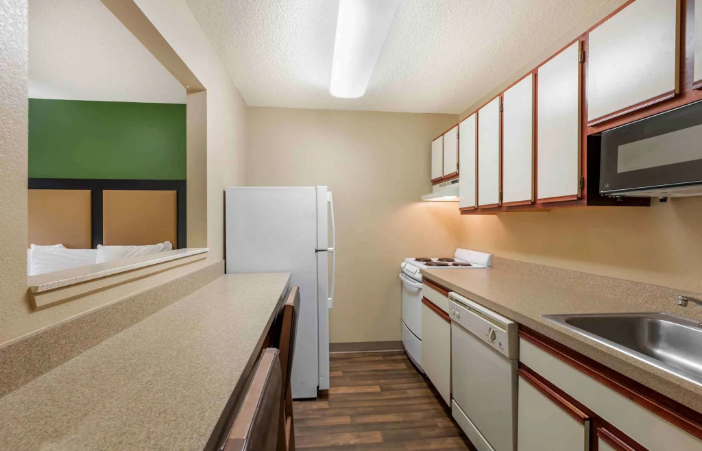 Extended Stay America Suites - Cleveland - Westlake