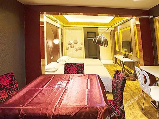 Longyuan Fashion Theme Hotel