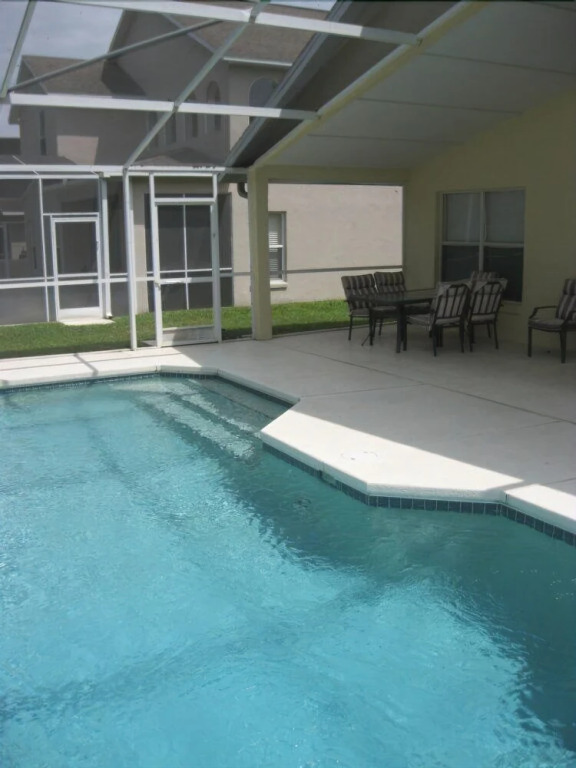 Golf Course View Private Pool ! 3 Bedroom Home