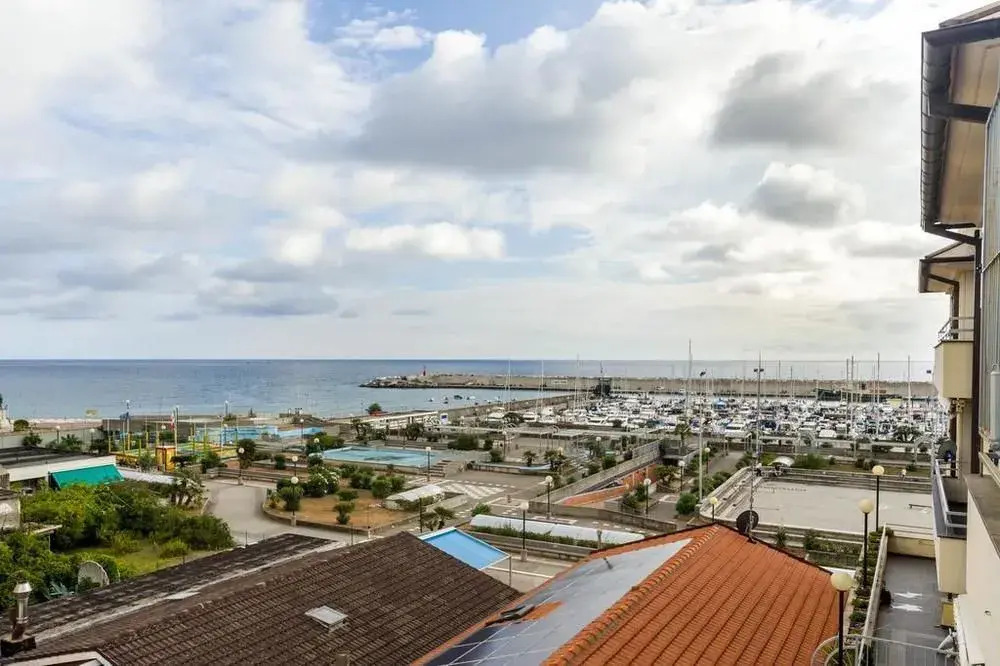 Lavagna Marine Apartment