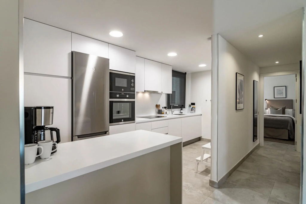 INF3.3K- Stunning city apartment.