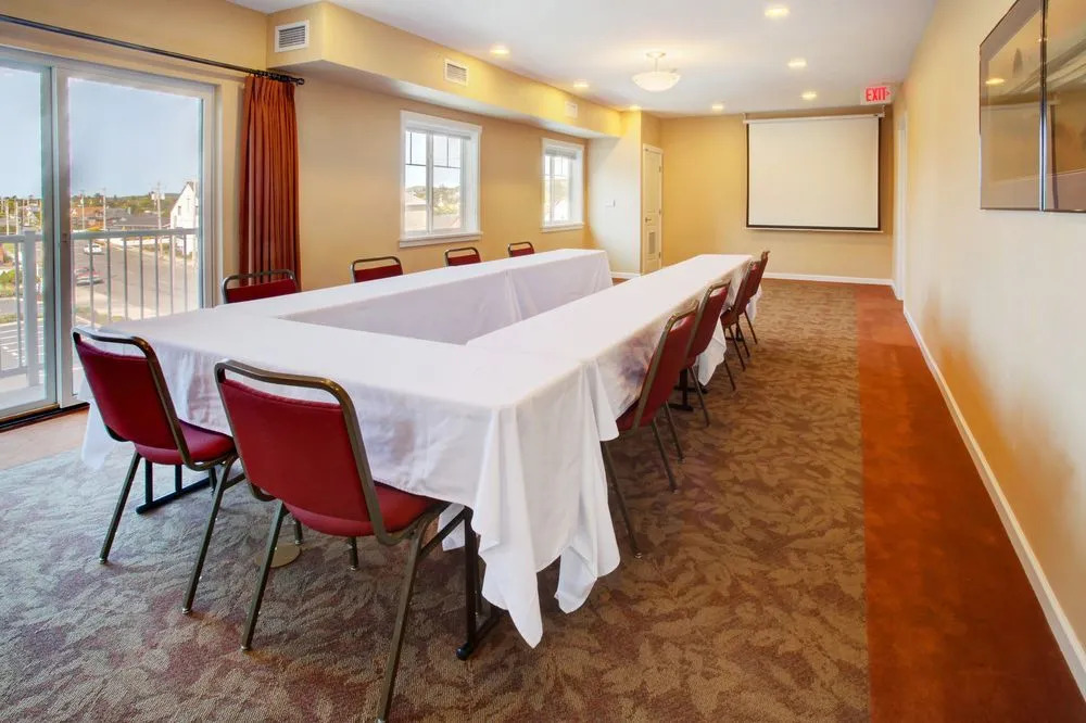 Rivertide Suites