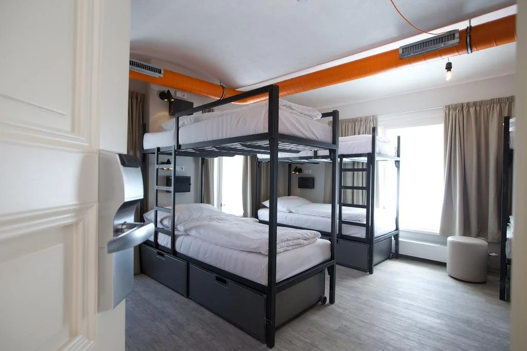 Hostel Mingle