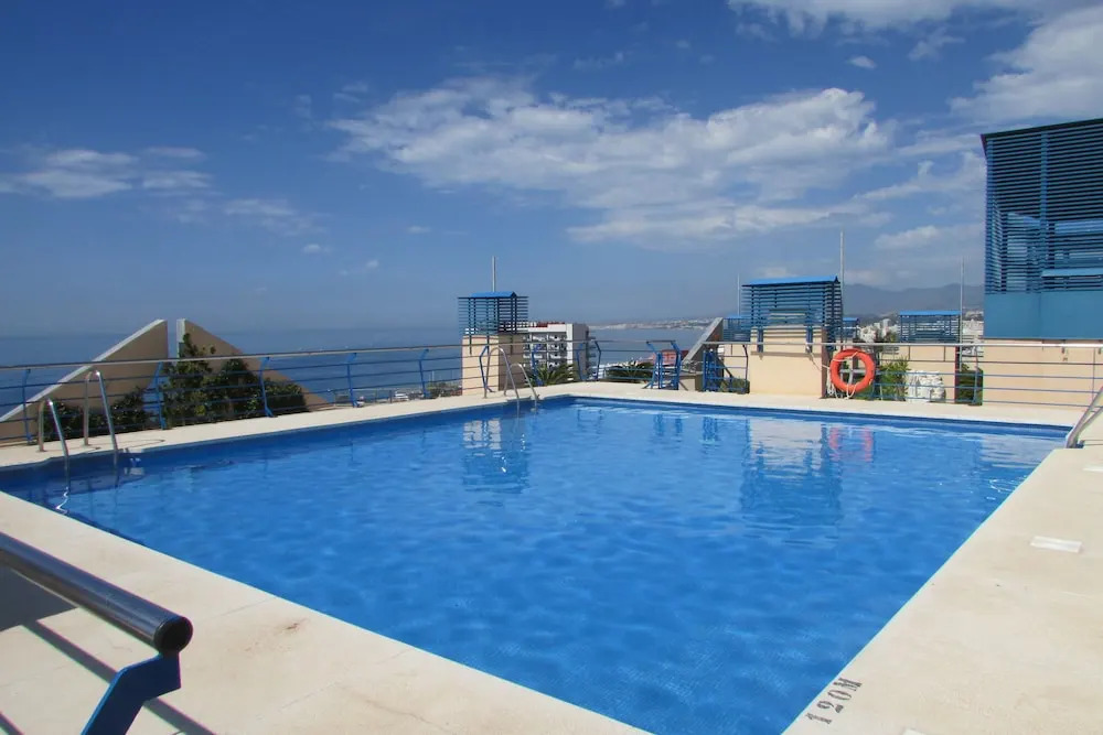 2F MTR - Marbella Temporary Rent 3bedrooms Old Town