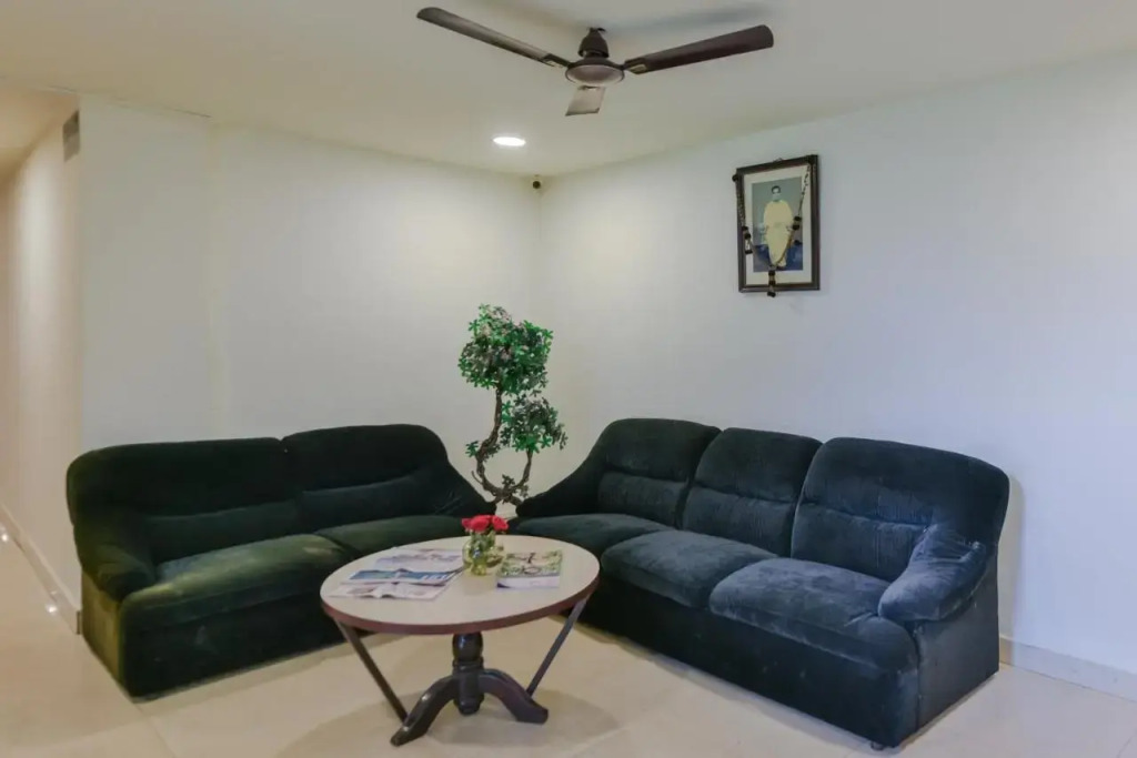 Hotel Roopa