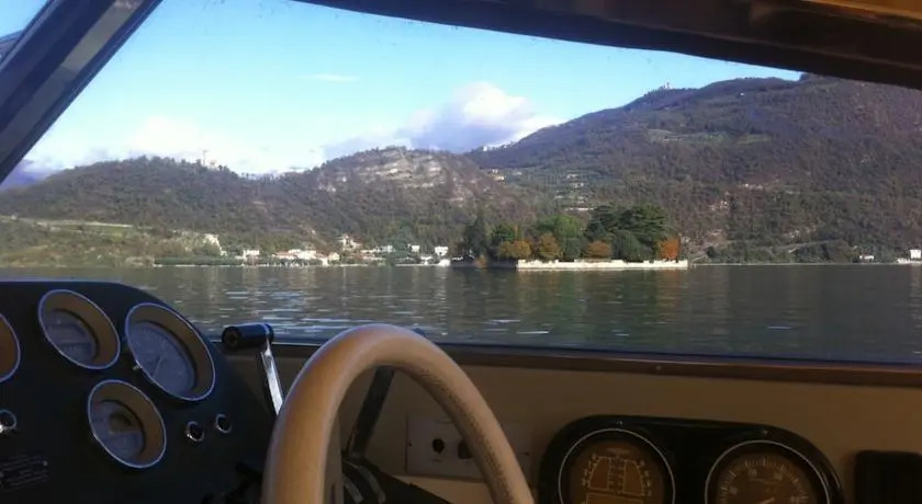 Boats & Breakfast Iseo Lake Iseo 1