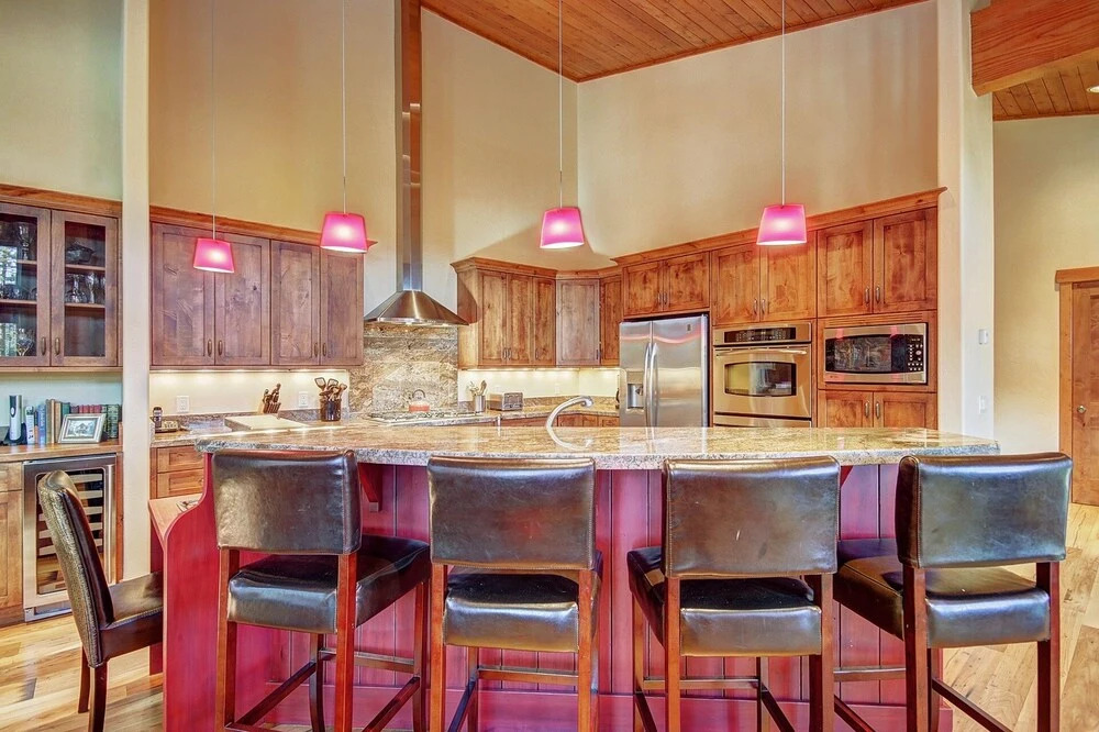 Shock Hill Escape 4 Bedroom Home