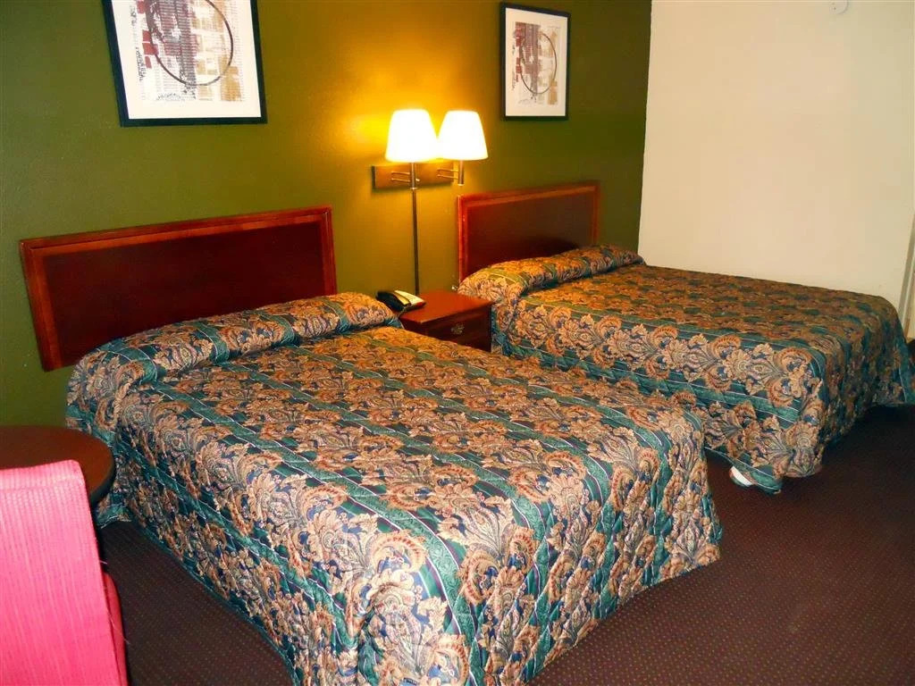 Budgetel Inn- Decatur