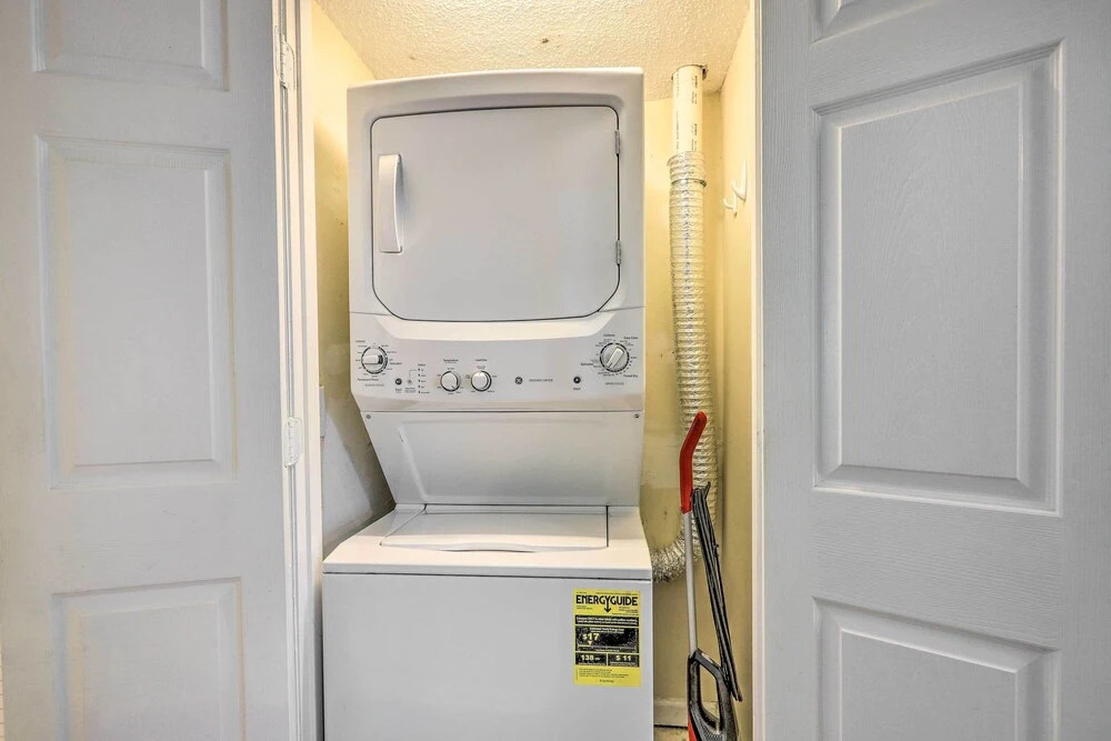 Auburn Condo w/ 2 Pools < 2 Mi to University!