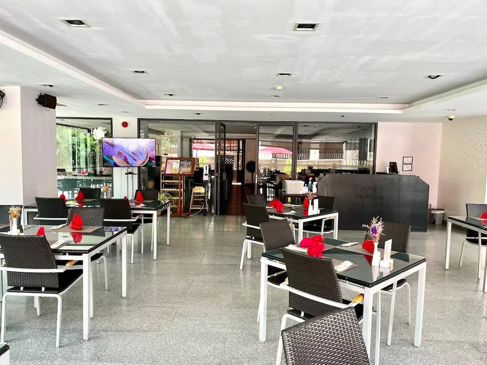 4605 Seaview Aparthotel 30m To Patong Beach