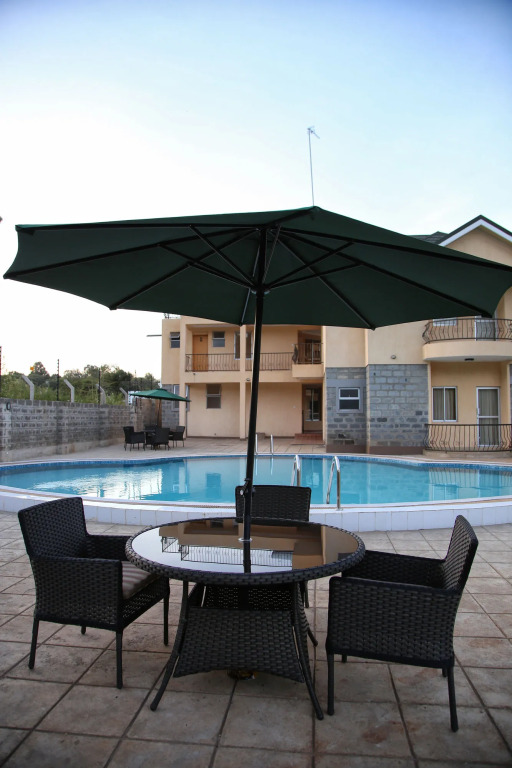 Longview Suites