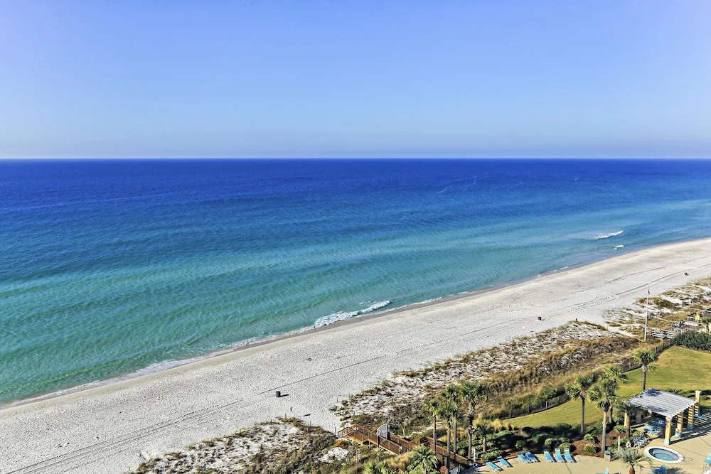 En Soleil 1111 East by Best Beach Getaways