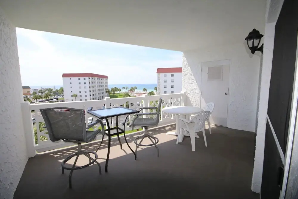 254 El Matador 1 Bedroom Condo
