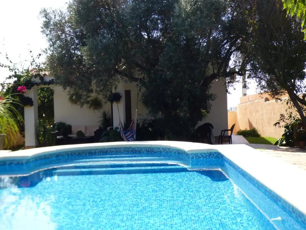 Rural house with private pool, new and beautiful garden