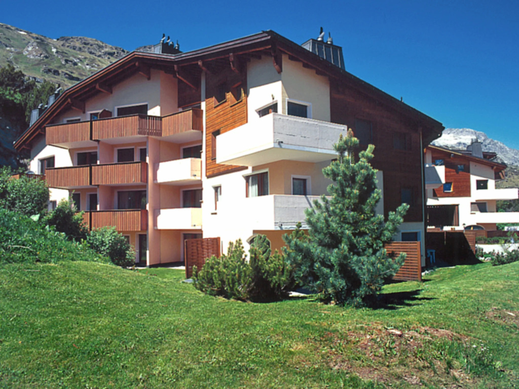 Apartment Chesa Pra d`Sura 217-10 by Interhome