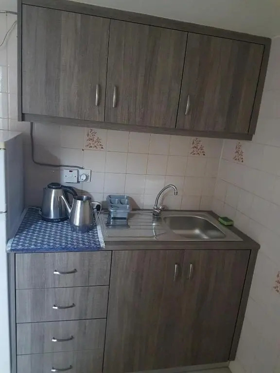 Eleni Apartments