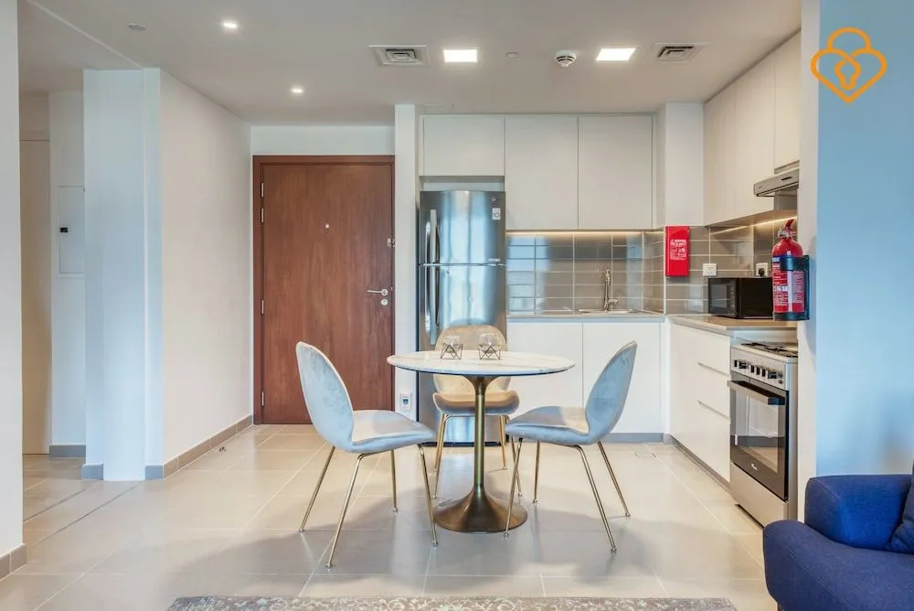1 B/R Apt 411 Hayat Boulevard Townsquare