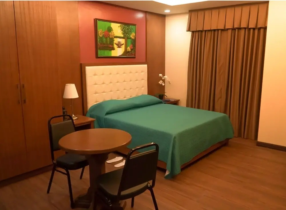 M28 Hotel and Apartments