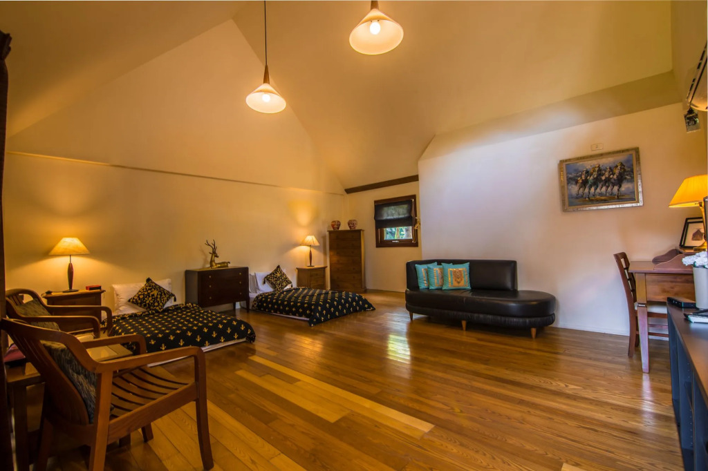 Teakwood villa