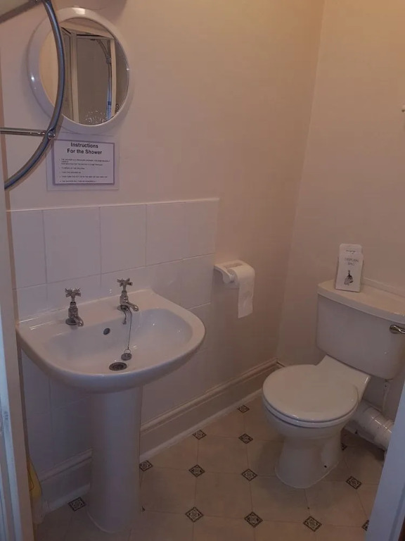 Cameron court B&B