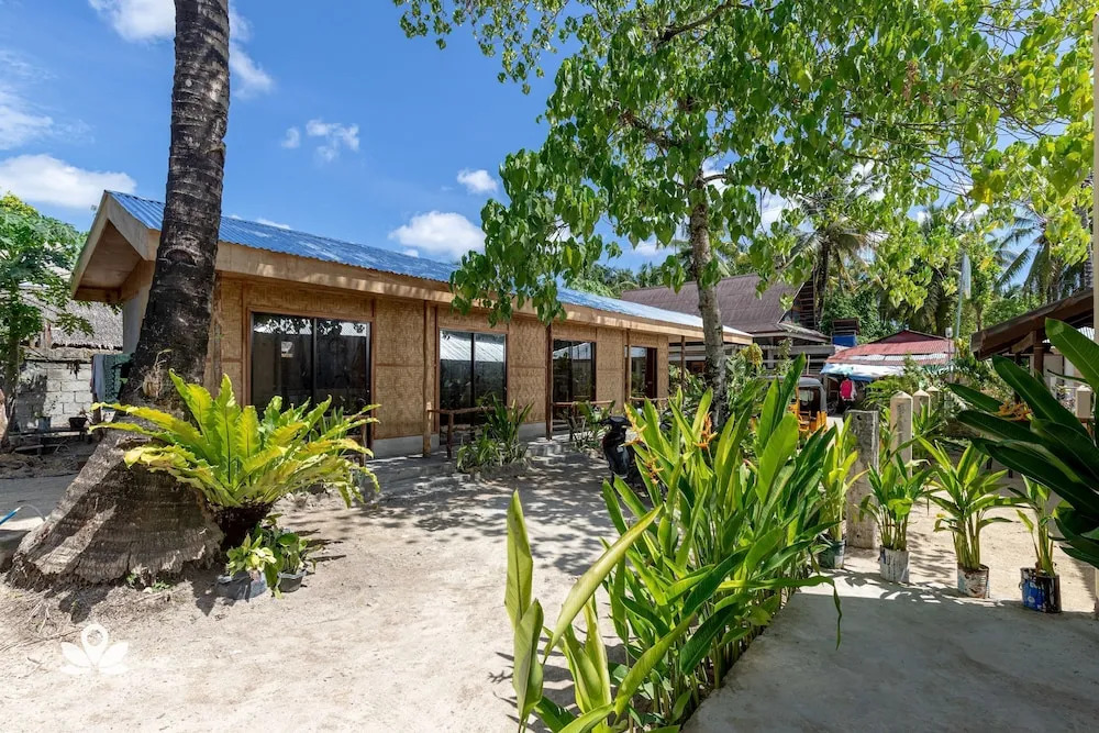 ZEN Rooms Basti Siargao