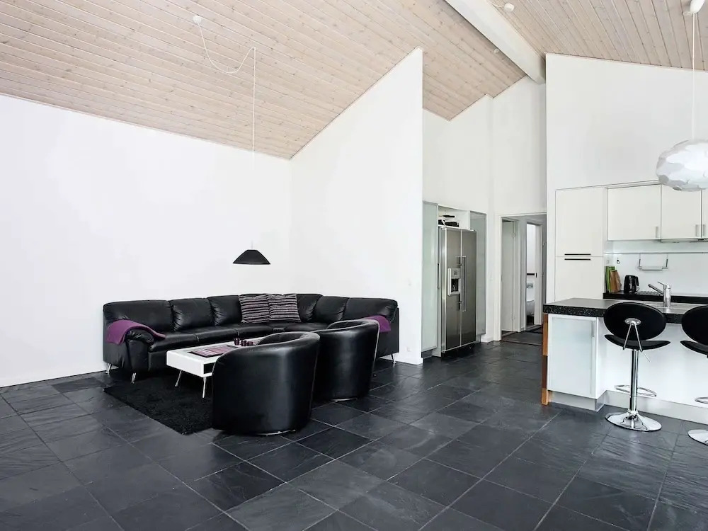 10 Person Holiday Home in Albaek