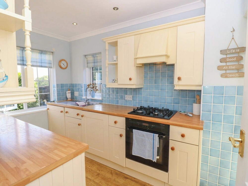 Poppy Cottage
