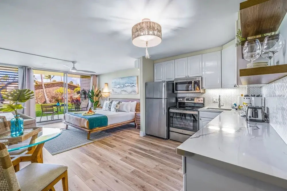 Napili Shores G154 Ocean View Studio Condo by RedAwning