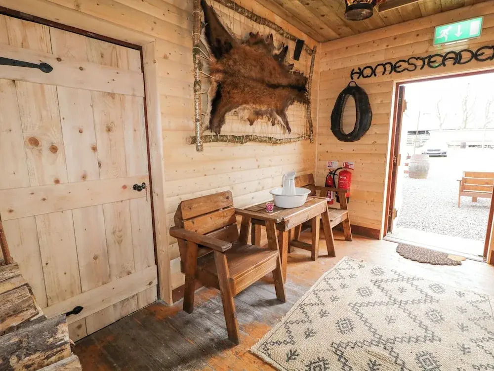Bear Claw Lodge