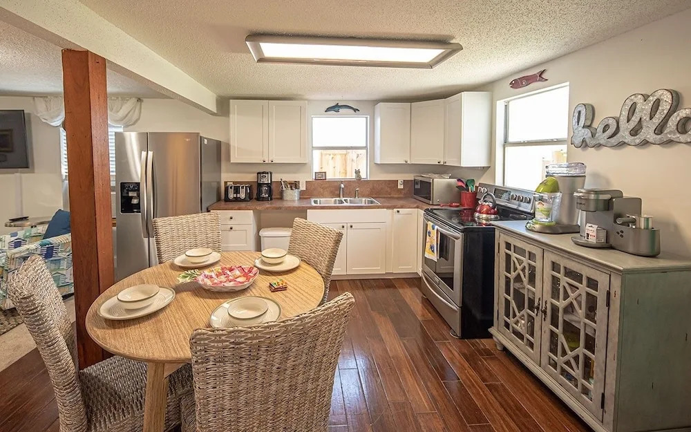 Rock the Boat - 2 Br Home