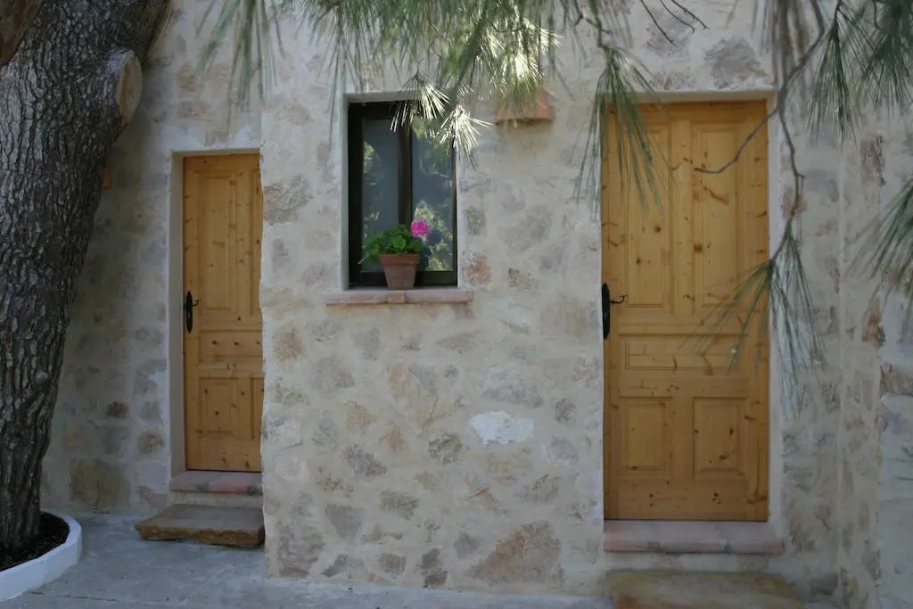 La Pérgola Habitaciones Rústicas