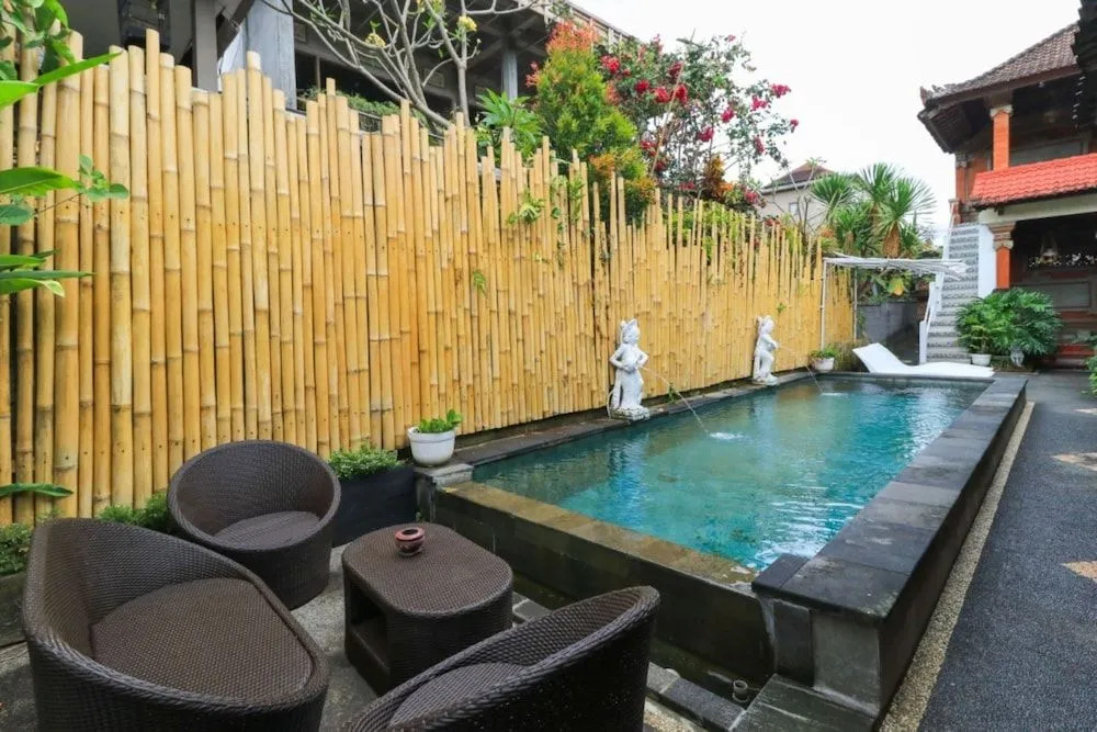 Dira Guest House