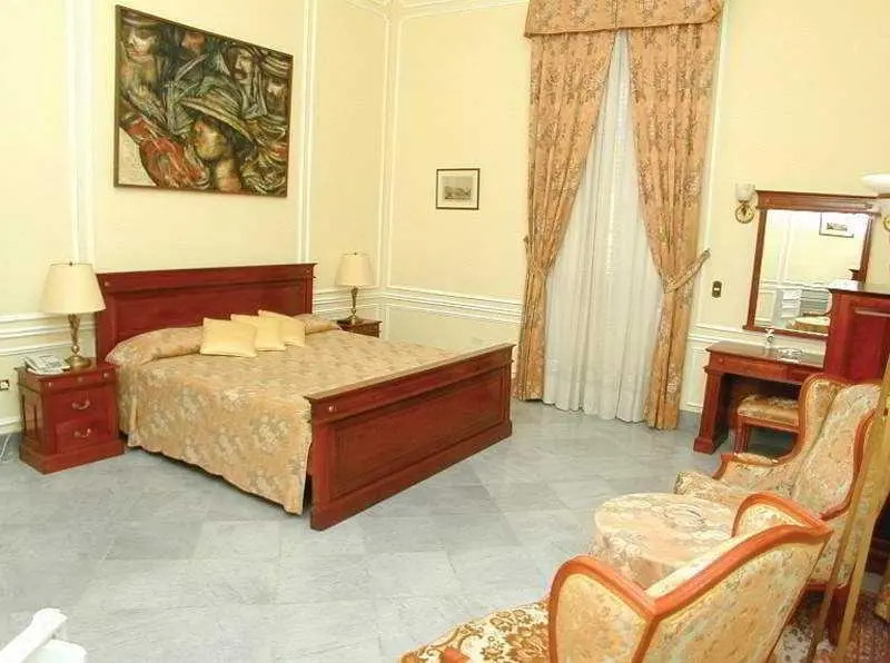 La Mansion