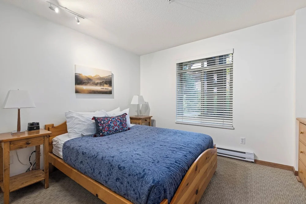Stoney Creek Sunpath by Whistler Premier