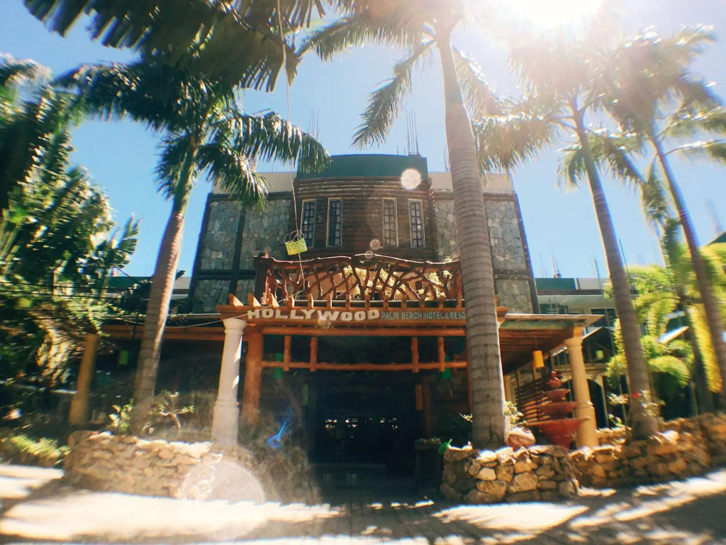 Hollywood Palm Beach Hotel