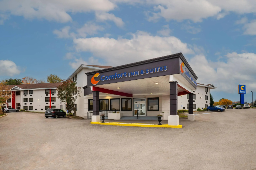 Comfort Inn & Suites