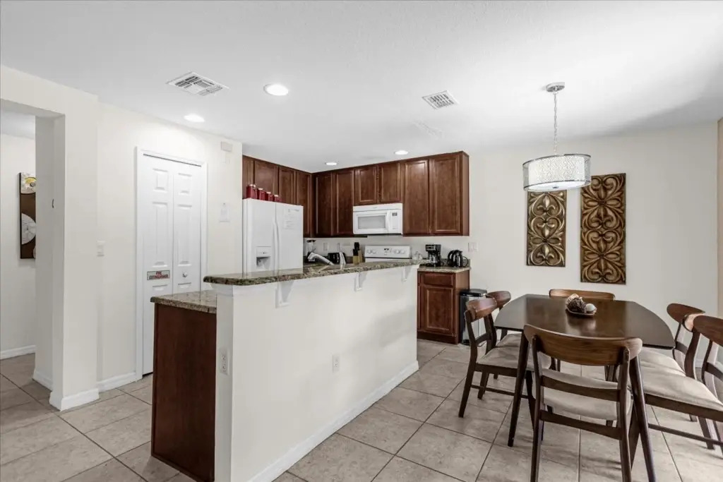 4 Bedrooms 3 Bathrooms Veranda Palms 2667 Sc